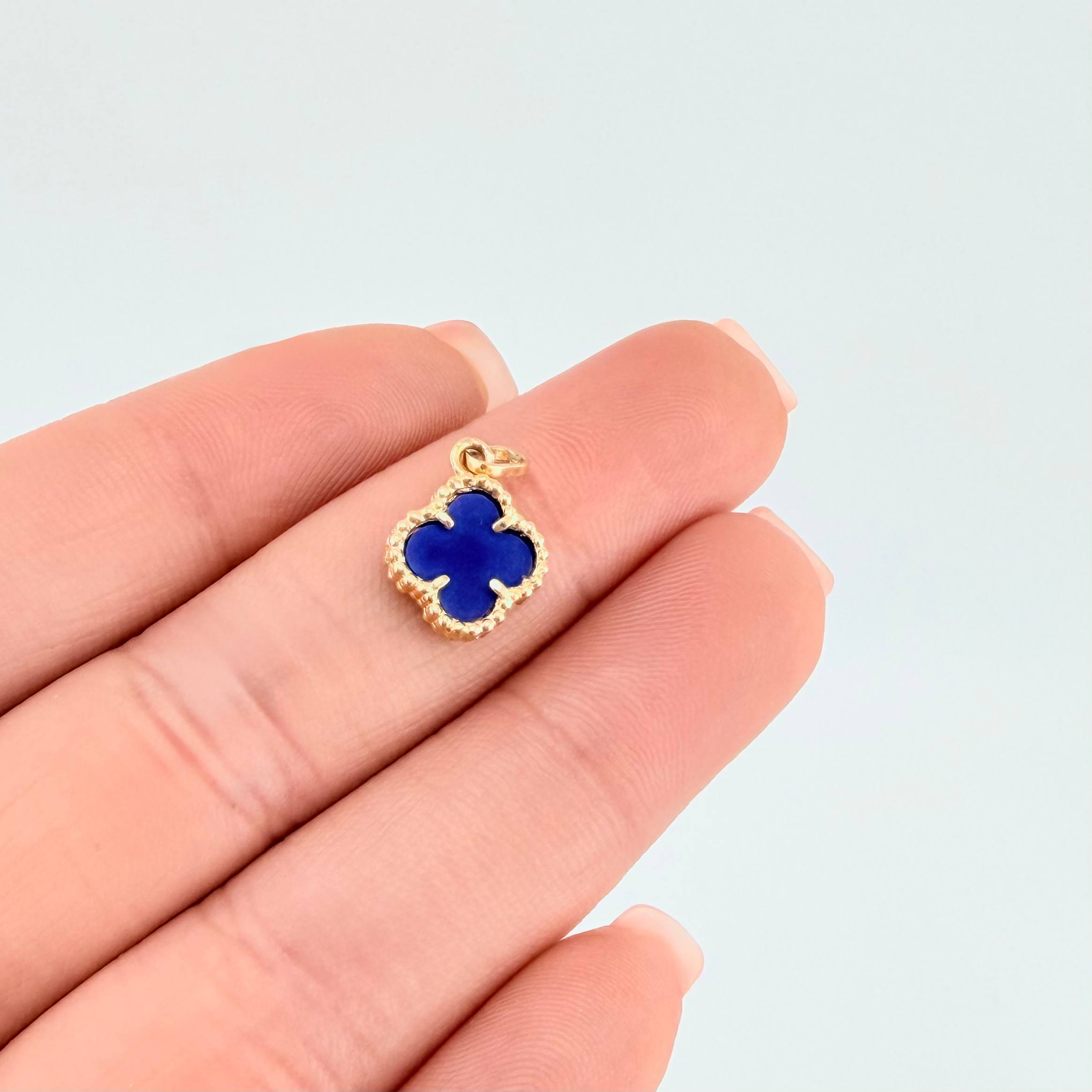 Dije Trebol Azul 1.3gr / 3/4 in / Oro Amarillo Nac.Esp. 18K ©