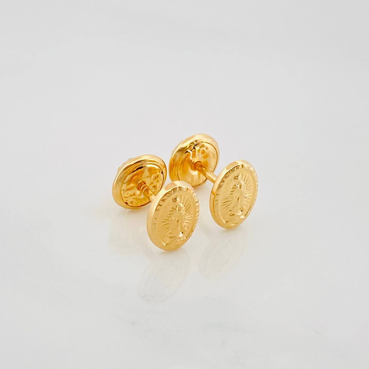 Stud Earrings Virgen Guadalupe 0.6 g / in / 5 mm Yellow Gold 18K