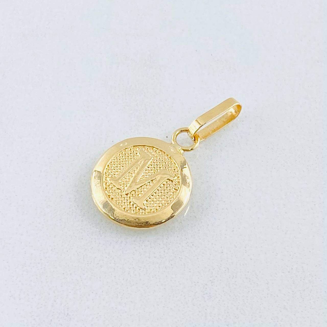Pendant Letter M 0.6gr / 0.8in / 18K Gold