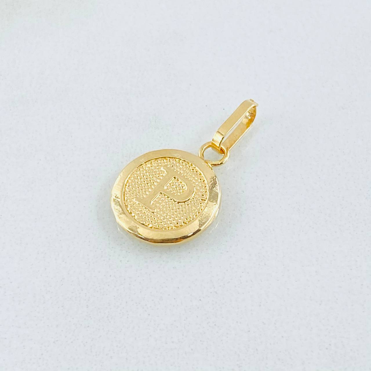 Pendant Letter P 0.65gr / 0.8in / 18K Gold