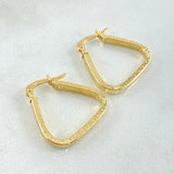 Tribal Triangle Hoop Earrings 1.65gr / 0.8in / 18K Gold