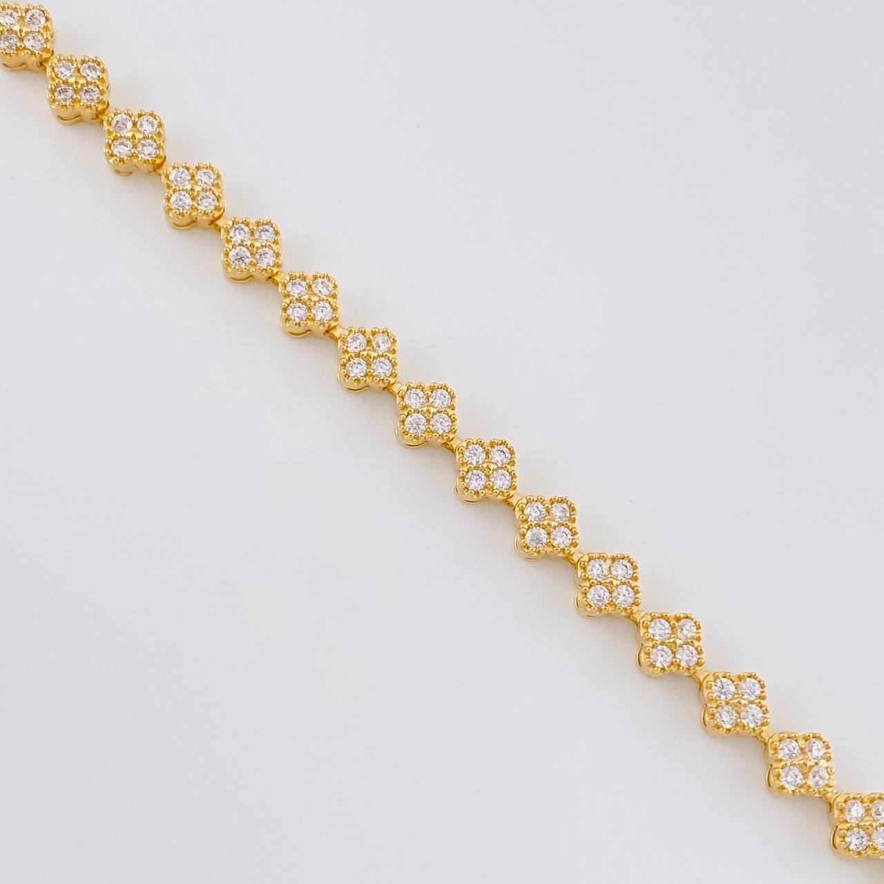 Pulso Tennis Trebol Secuencial 9.1 g / 7 1/4 in / 5 mm Oro Amarillo 18K