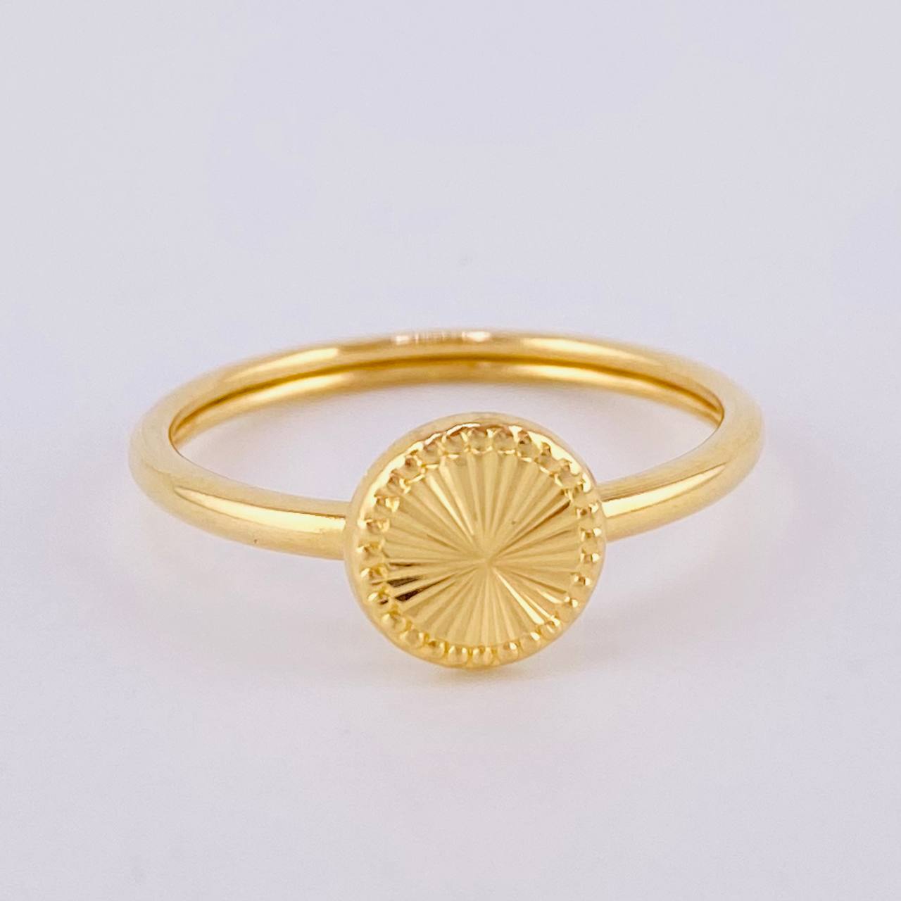 Anillo Circular Diamantado Bordeado 1.3gr / T7 1/2 / Oro Amarillo 18K *