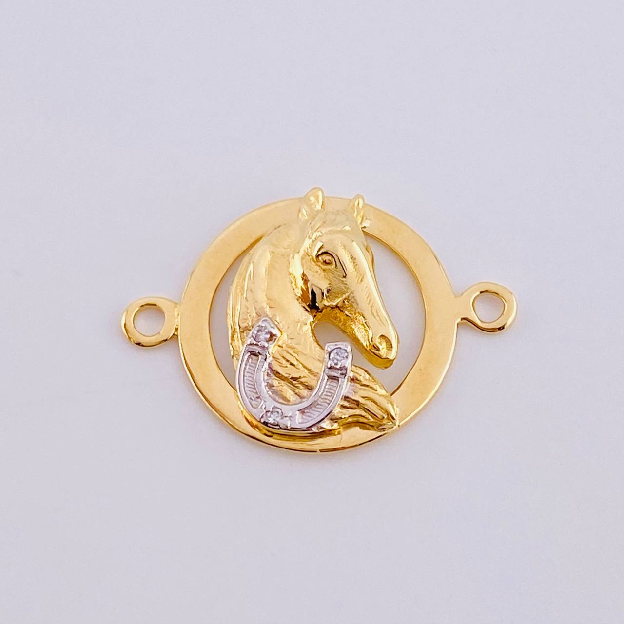 Charm Horse Horseshoe 2.35gr / 1 in / Two-Tone Yellow White 18K Gold ©