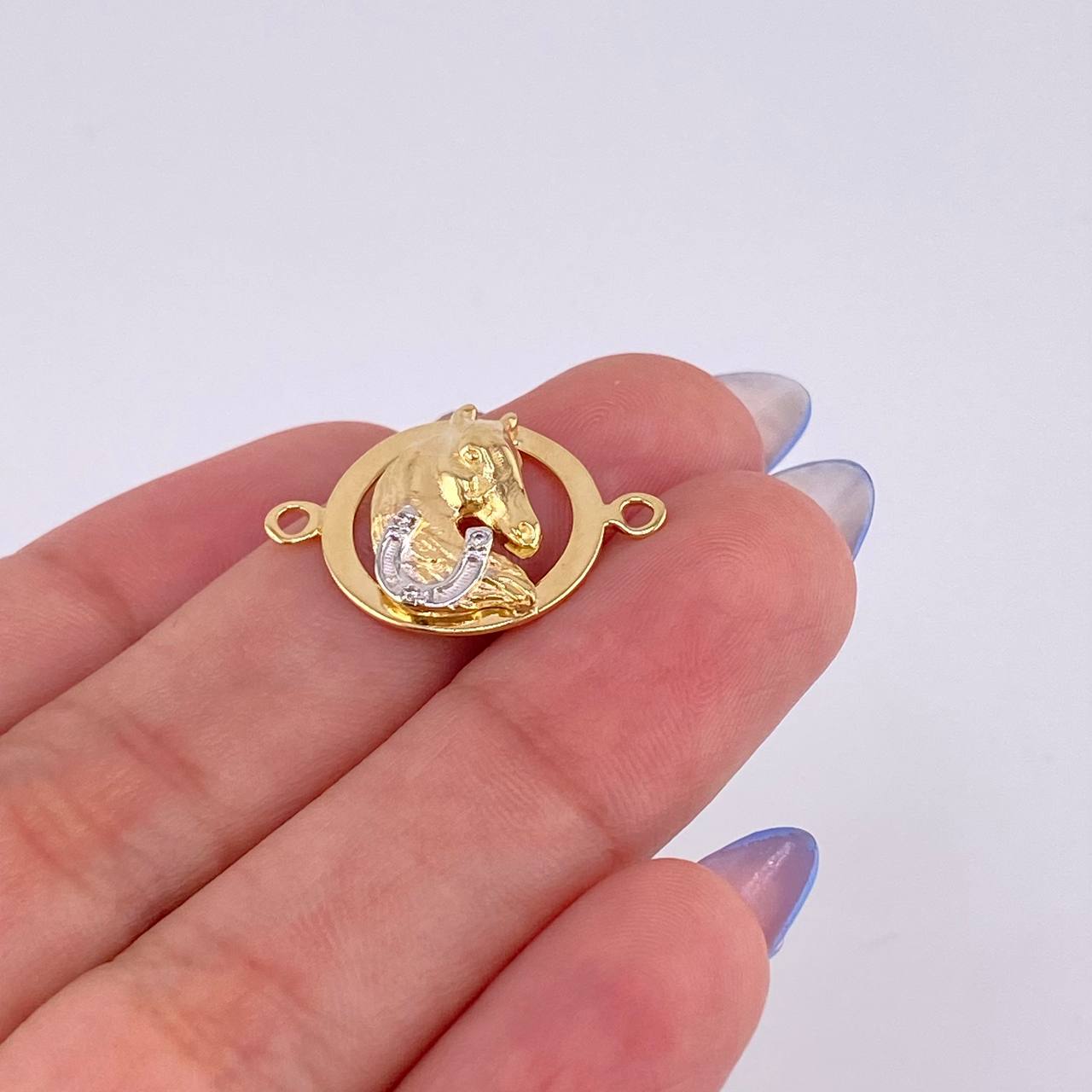 Charm Horse Horseshoe 2.35gr / 1 in / Two-Tone Yellow White 18K Gold ©