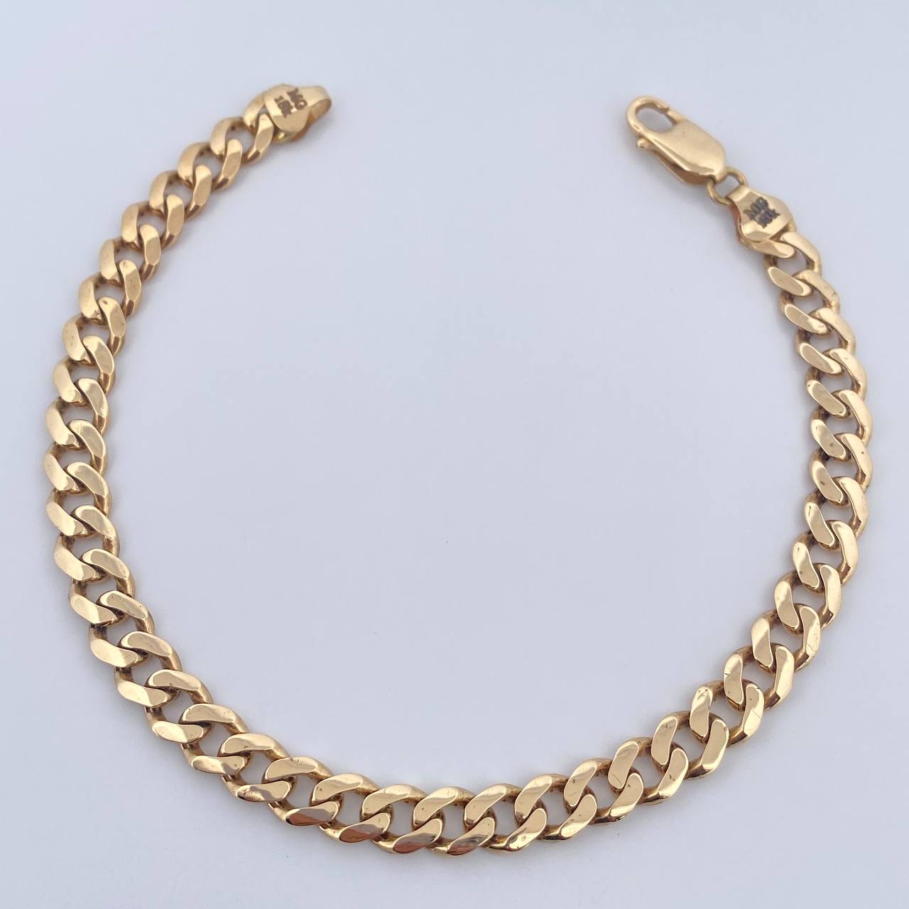 Pulso Cubano 9gr / 20.6cm / 5.7mm Oro Amarillo 18K $