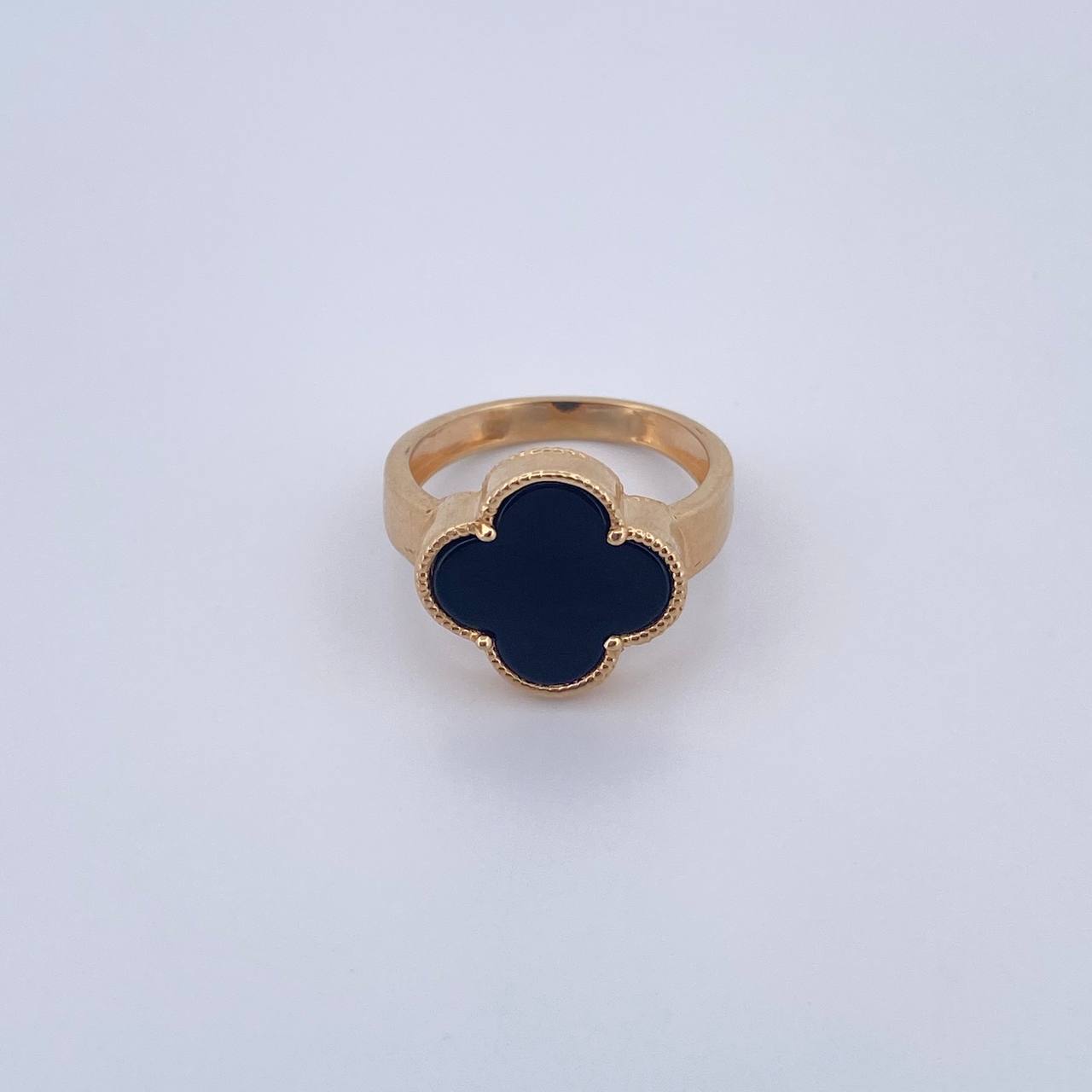 Anillo Trebol 4.65gr / T6 3/4 / Onix Negro Oro Amarillo 18K $