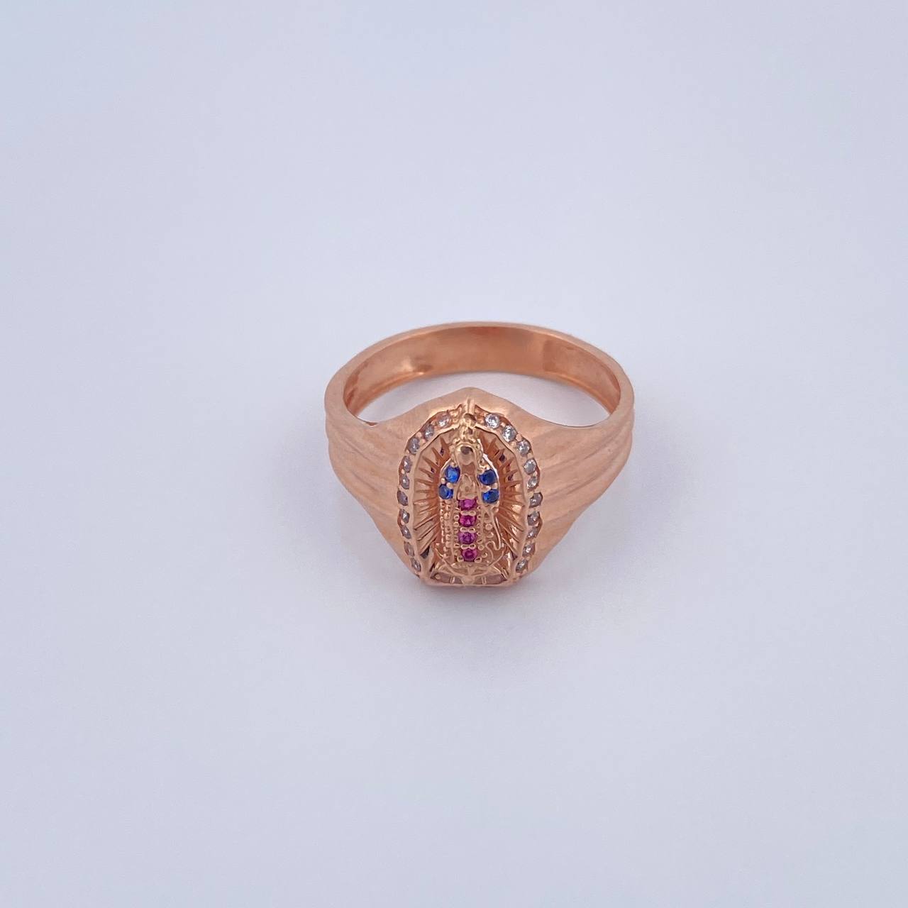 Anillo Virgen Guadalupe 4.95gr / T8 / Circones Fucsias Azules Blancos Oro Rosa 18K $