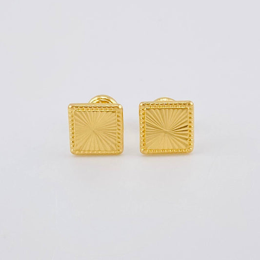 Topos Cuadrado Diamantado 0.95g / in / 8.1mm Oro Amarillo 18K