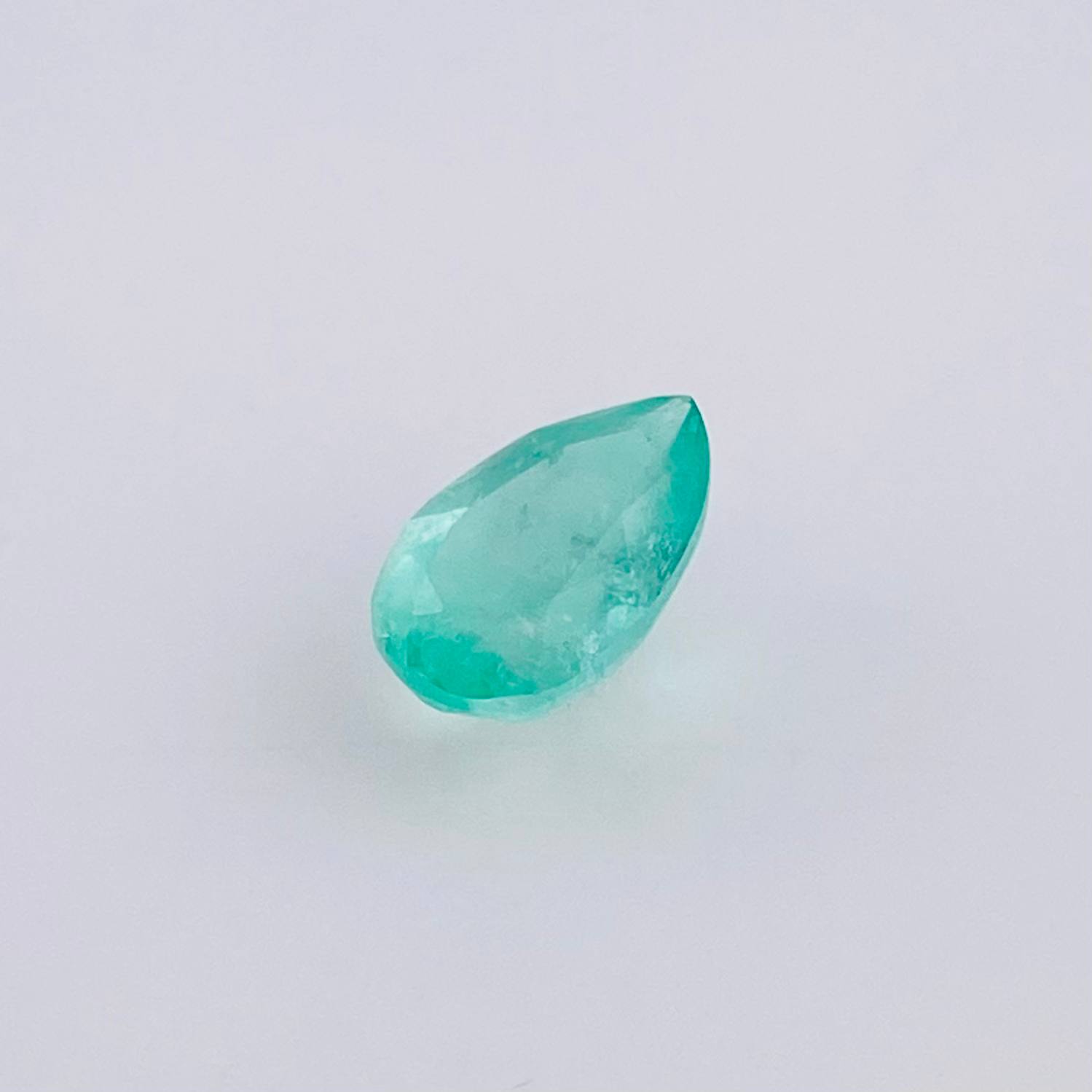 Piedra Esmeralda 2,93 Qts Lagrima Gota De Aceite