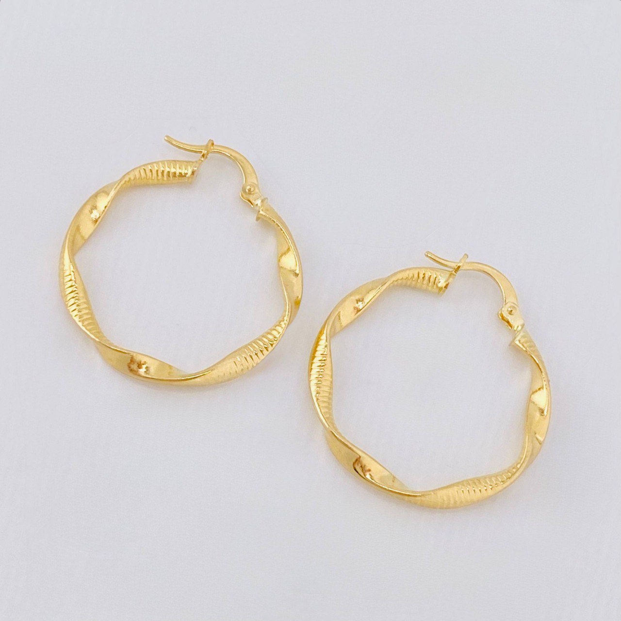 Candongas Asby 1.9gr / 1 1/4 in / Oro Amarillo 18K ©