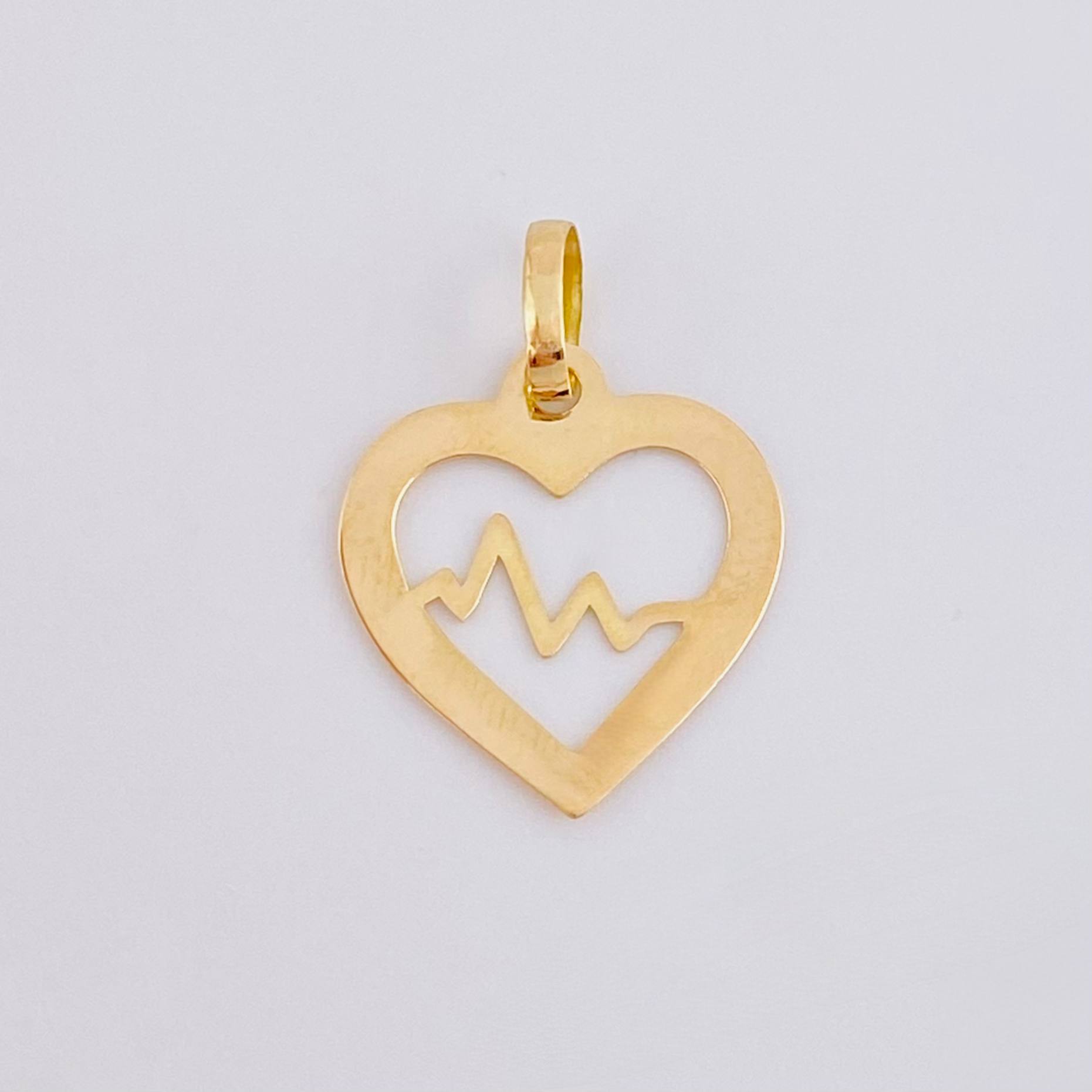 Dije Latido Corazon 0.45gr / 3/4 in / Oro Amarillo 18K