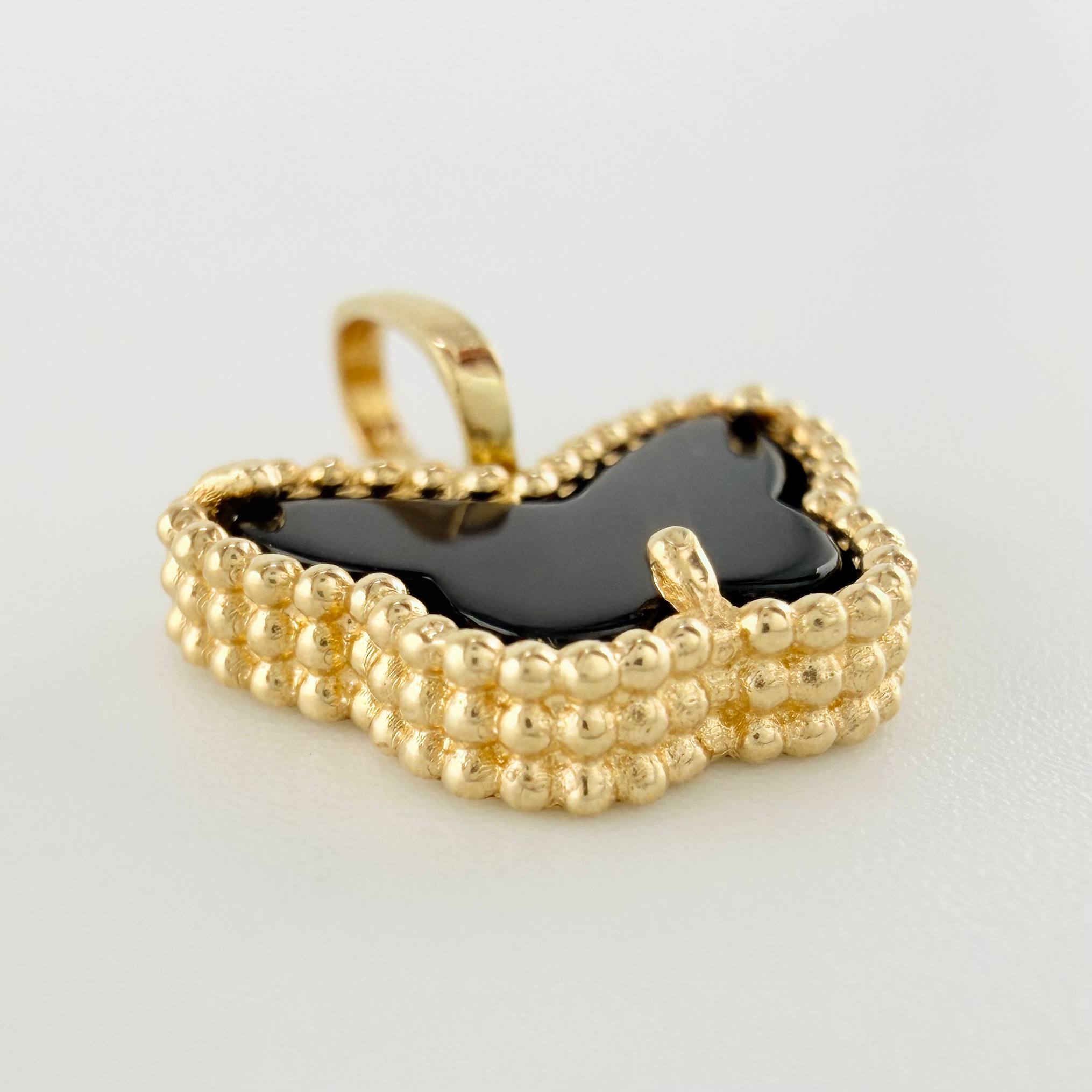 Pendant Butterfly 1.5gr / 1/2 in / 18K Special Native Yellow Gold *