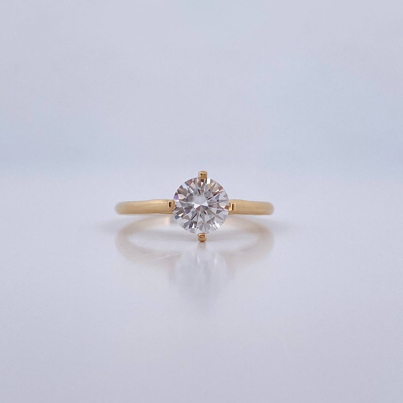 Anillo Solitario Linea Dividida 2.55gr / T7 1/4 / Oro 18K &