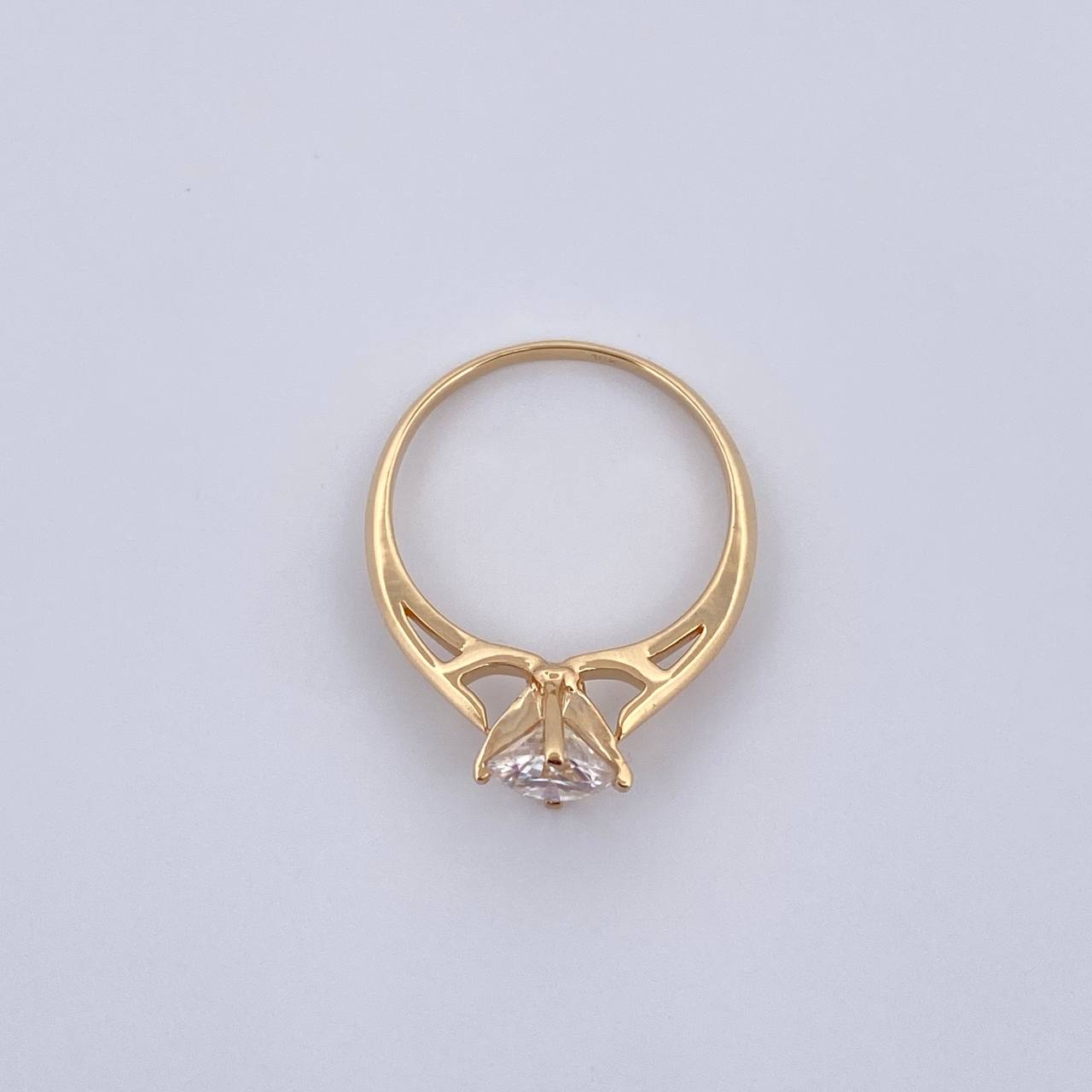 Anillo Solitario Linea Dividida 2.55gr / T7 1/4 / Oro 18K &