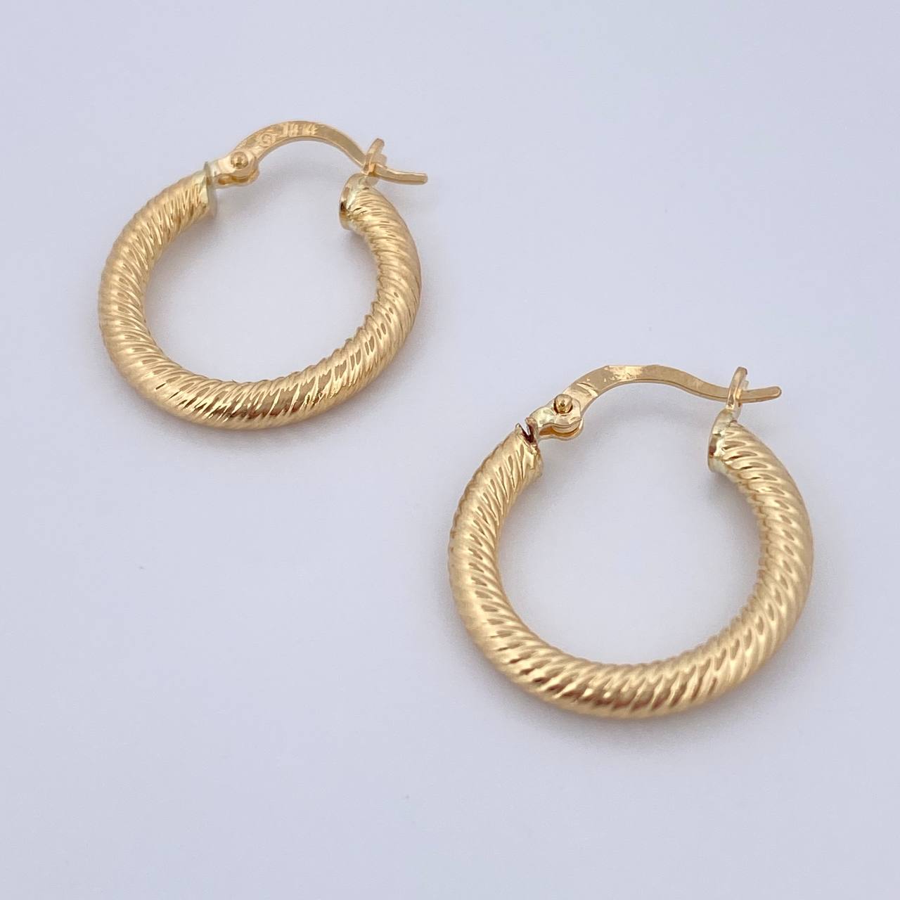 Hoop Earrings Zion 2gr / 2cm / 18K Gold &