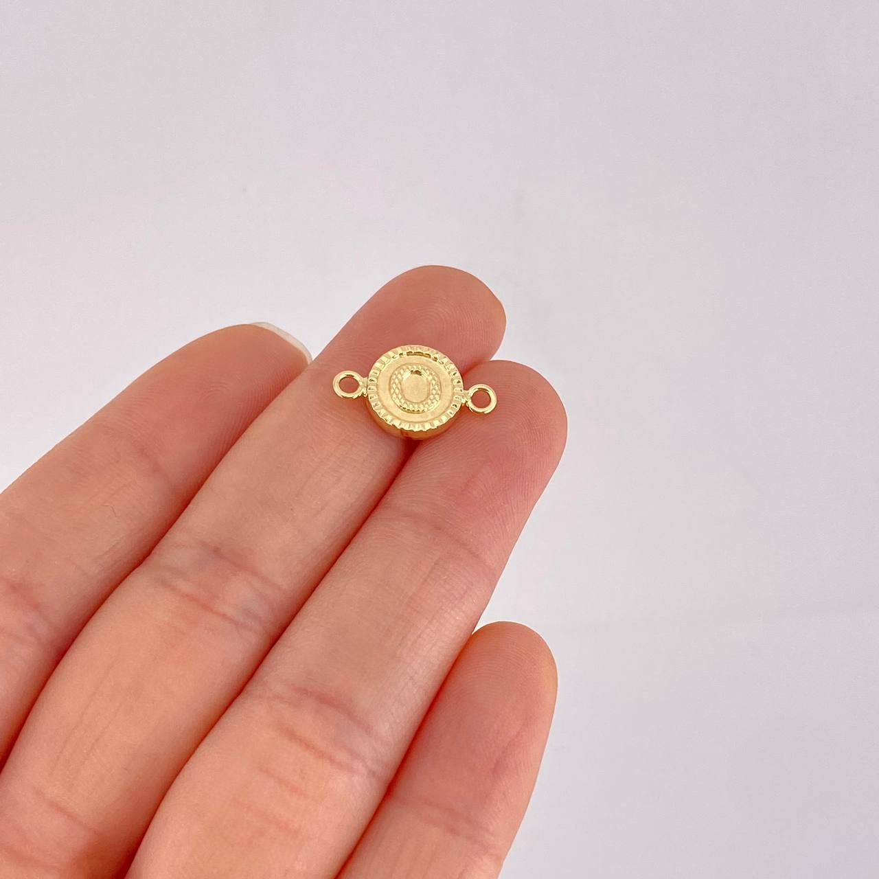 Herraje Letra O Doble Textura 0.6g / 3/4 in Oro Amarillo 18K