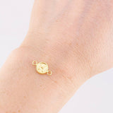 Herraje Letra H Marco Bordeado 0.45g / 1/2 in Oro Amarillo 18K