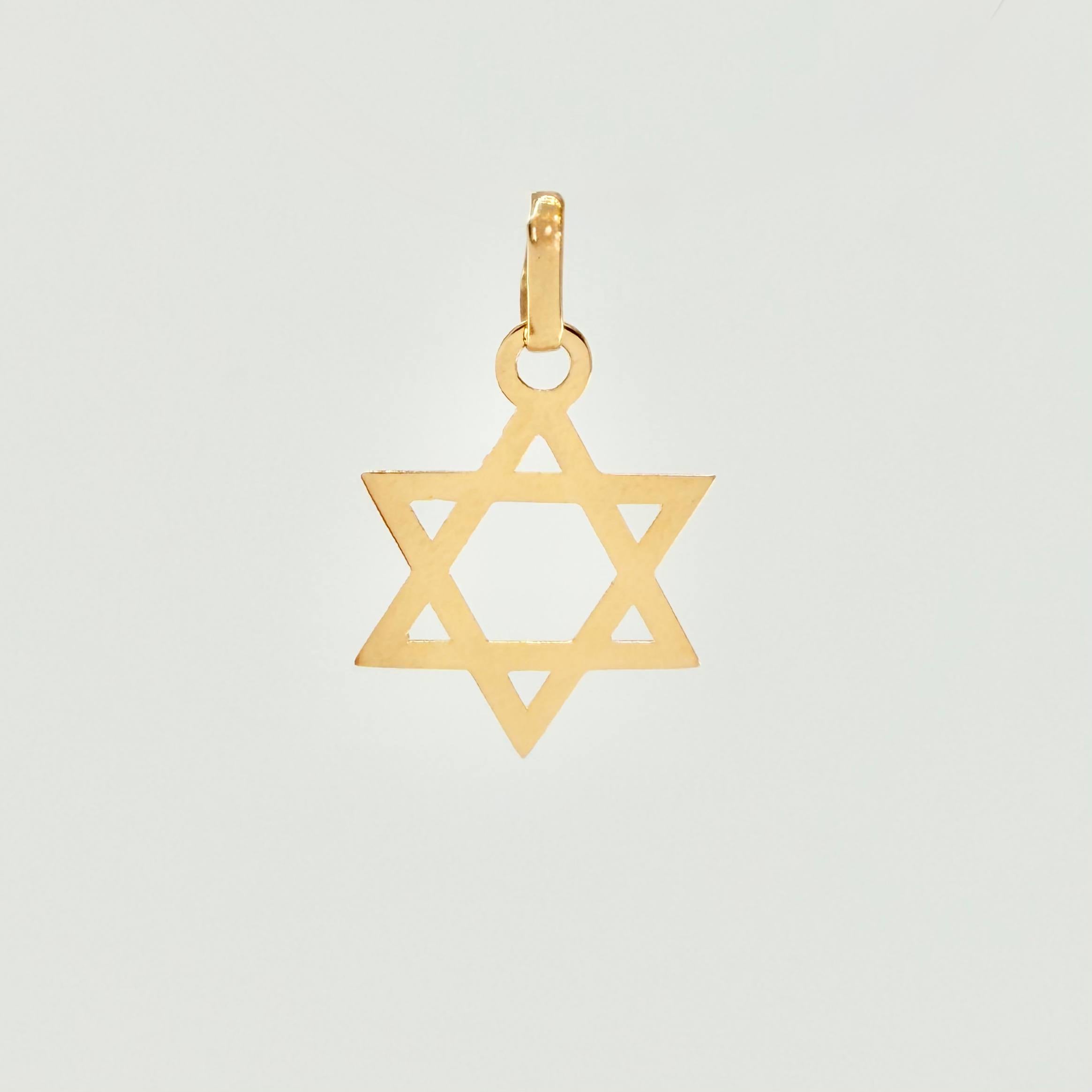 Dije Estrella De David 0.4gr / 3/4 in / Oro Amarillo 18K ©