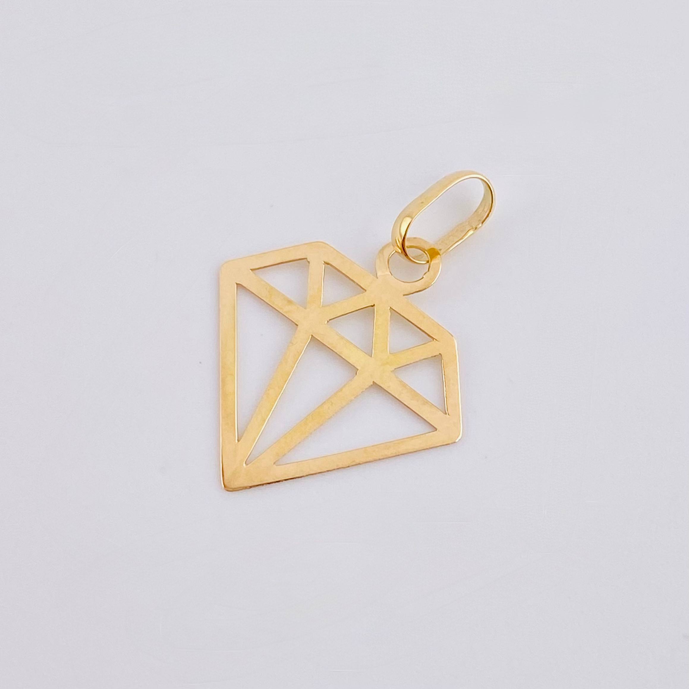 Dije Silueta Diamante 0.4gr / 3/4 in / Oro Amarillo 18K *