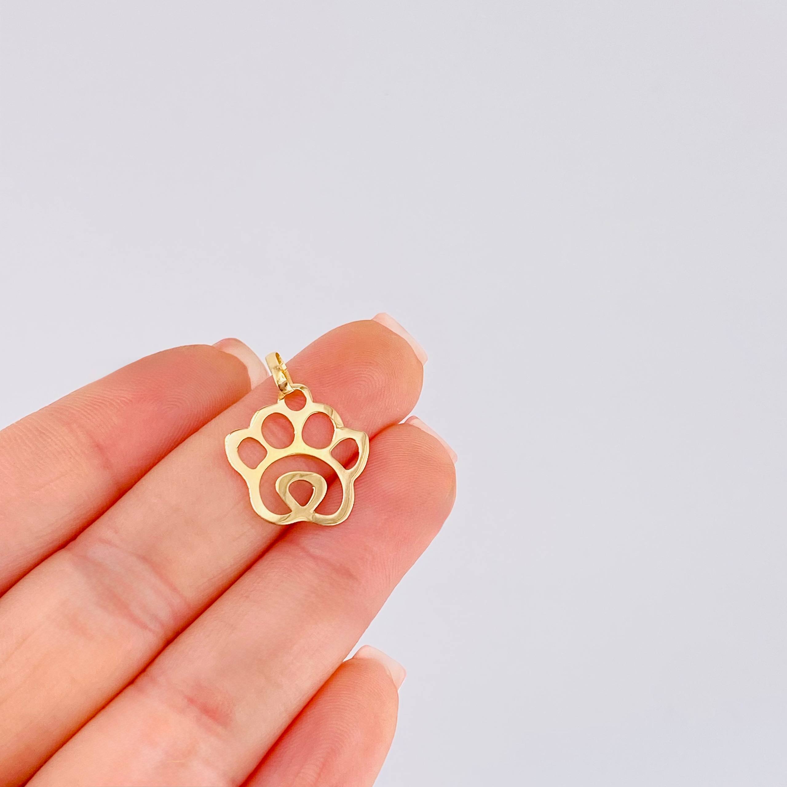 Dije Huella Silueta 0.5gr / 3/4 in / Oro Amarillo 18K