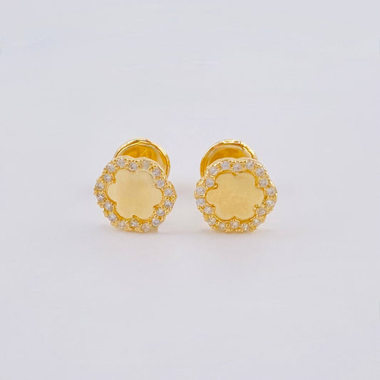 Stud Earrings Refracting Flower 0.9gr / 7.6mm 18K Yellow Gold