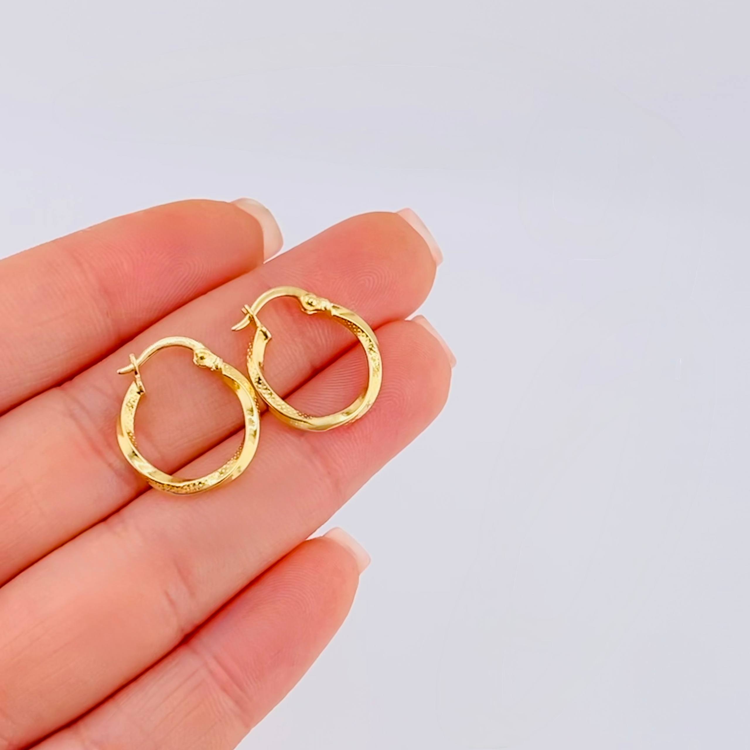 Candongas Cari Punteada 1.05gr / 3/4 in / Oro Amarillo 18K