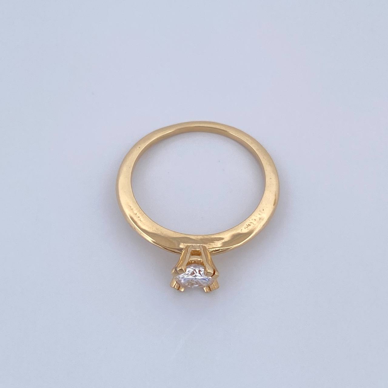 Anillo Solitario 2.75gr / T5 1/4 / Oro 18K &