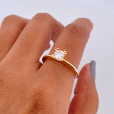 Anillo Solitario 2.75gr / T5 1/4 / Oro 18K &