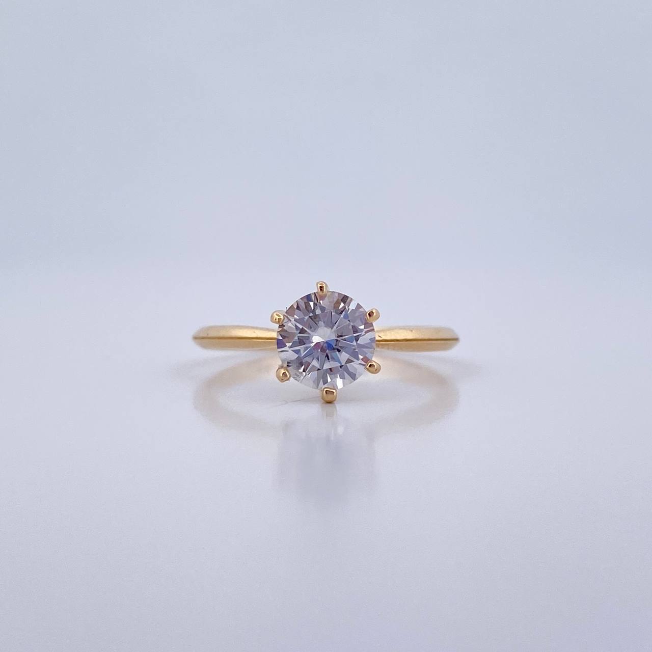 Anillo Solitario Clasico 2.25gr / T7 1/4 / Oro 18K &