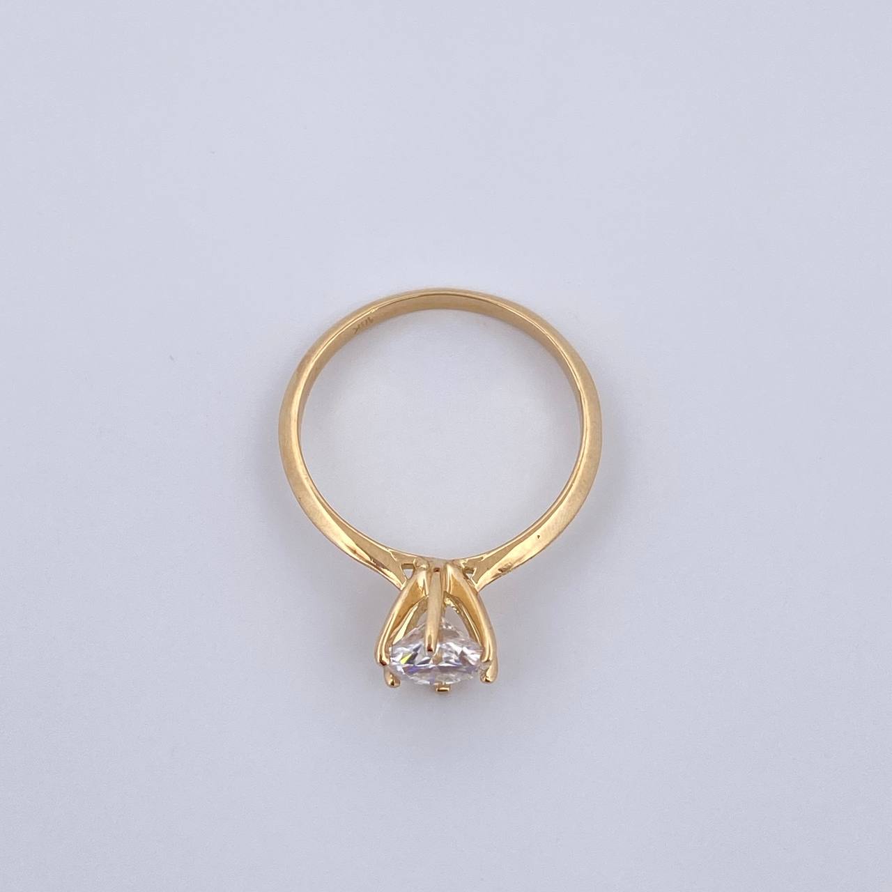 Anillo Solitario Clasico 2.25gr / T7 1/4 / Oro 18K &