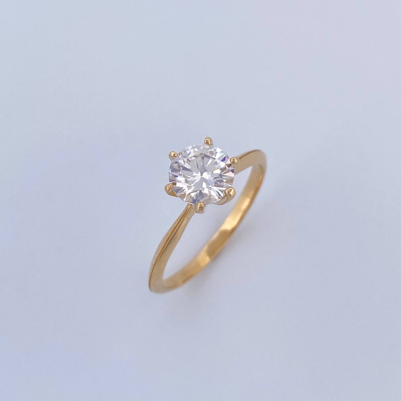 Anillo Solitario Clasico 2.25gr / T7 1/4 / Oro 18K &