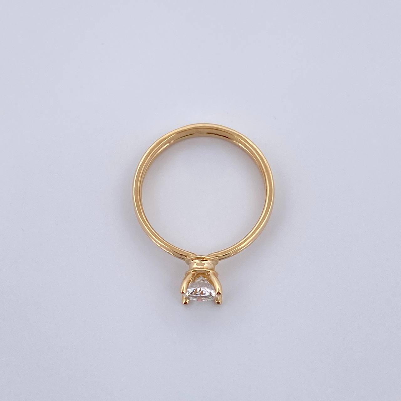 Anillo Solitario Clasico Base 2.3gr / T5 / Oro 18K &