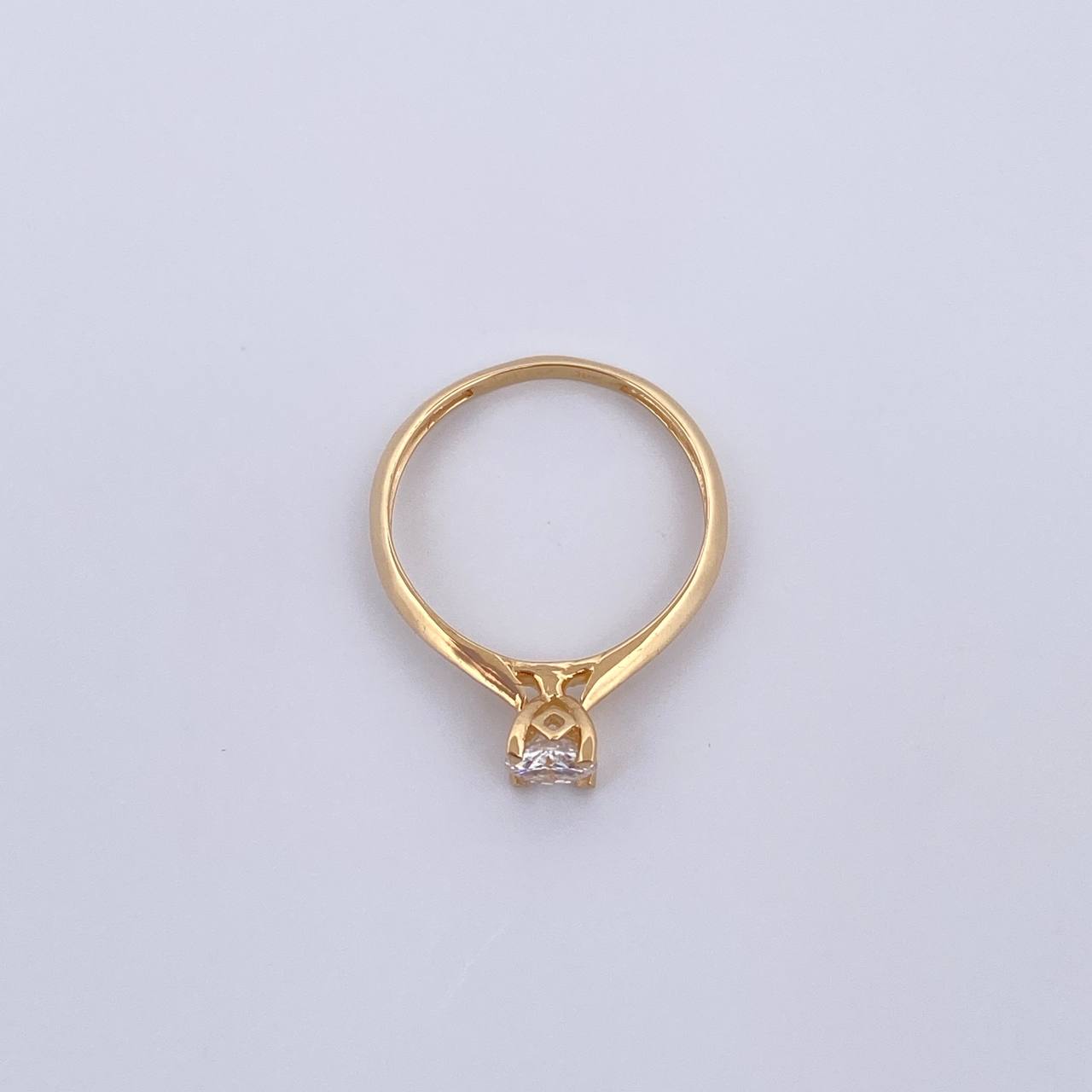 Anillo Solitario Linea Rombo 1.65gr / T7 1/4 / Oro 18K &