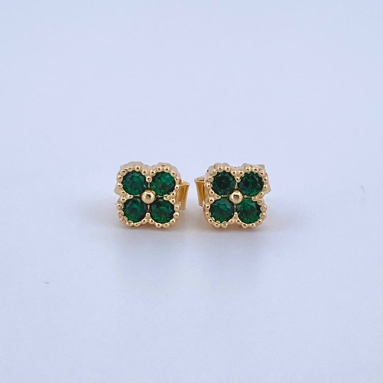 Stud Earrings Textured Edge Flower 1.2gr / 5mm Green Zircons 18K Yellow Gold ©