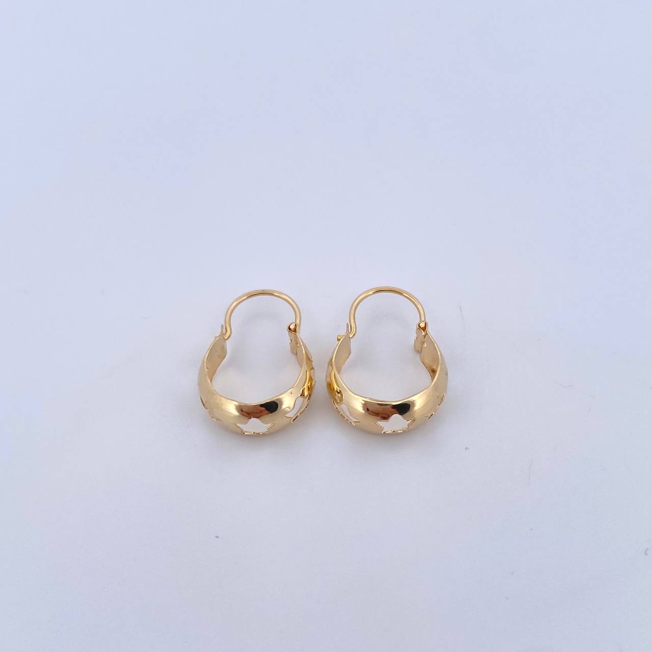 Candongas Ash Estrellas 0.7gr / 1.6cm / Lisas Oro Amarillo 18K ©