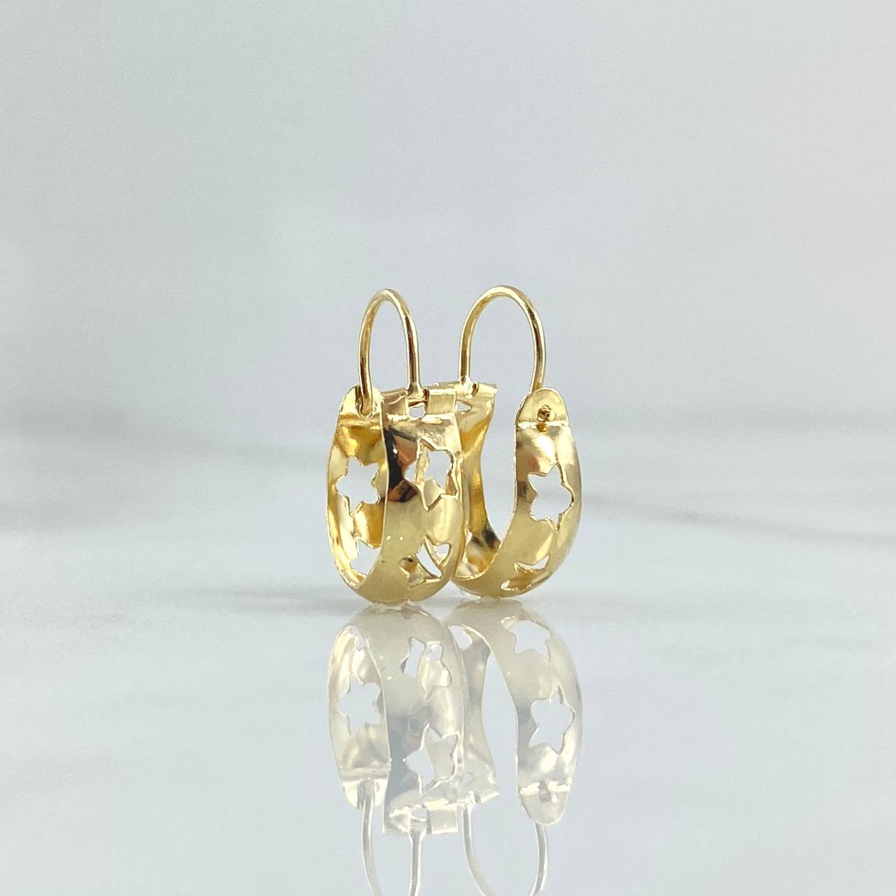 Candongas Ash Estrellas 0.7gr / 1.6cm / Lisas Oro Amarillo 18K