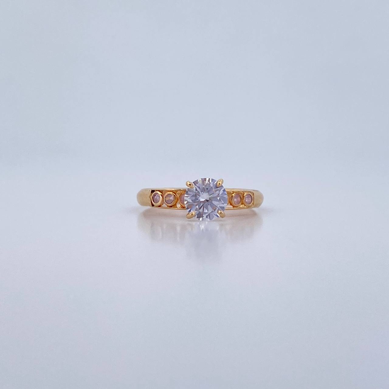 Solitaire Ring Churumbela 1.25gr / Size 6 / White and Pink Zircons 18K Yellow Gold &