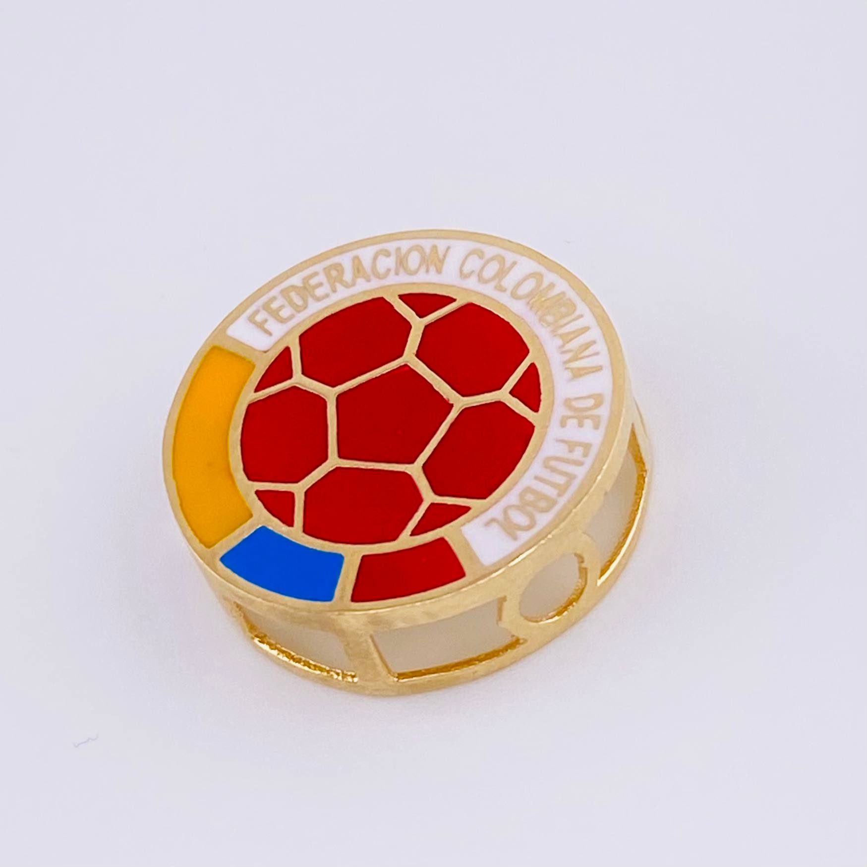 Herraje Escudo Selección 3.6 g / 3/4 in Oro Amarillo 18K