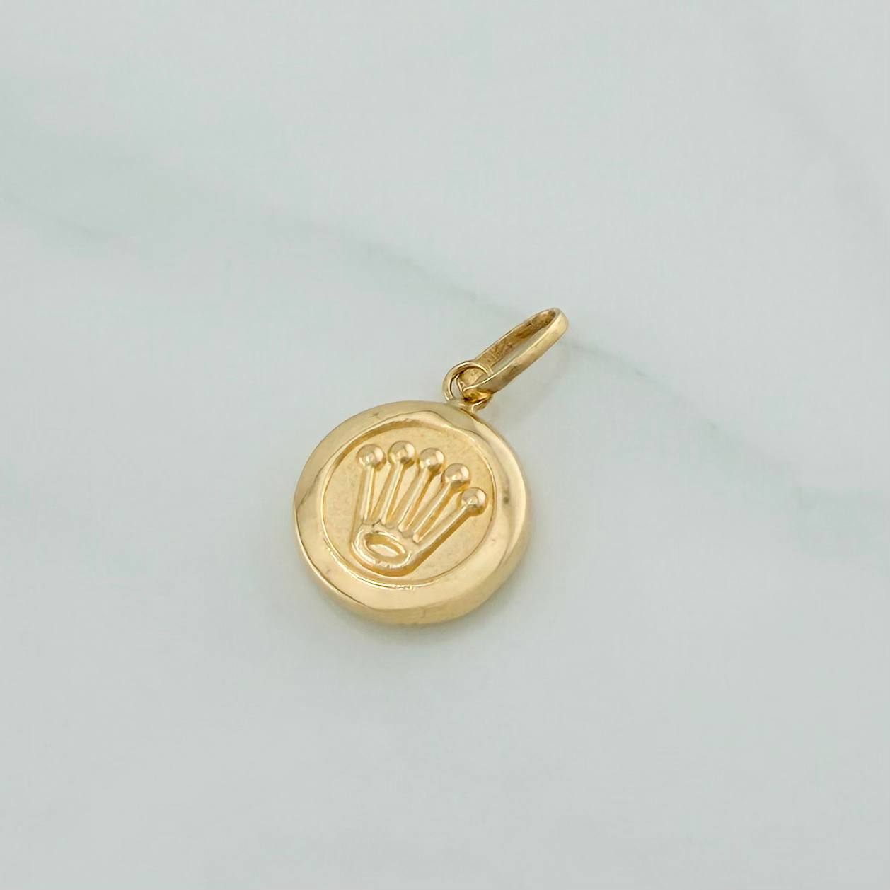 Dije Corona 1gr / 3/4 in / Oro Amarillo 18K %