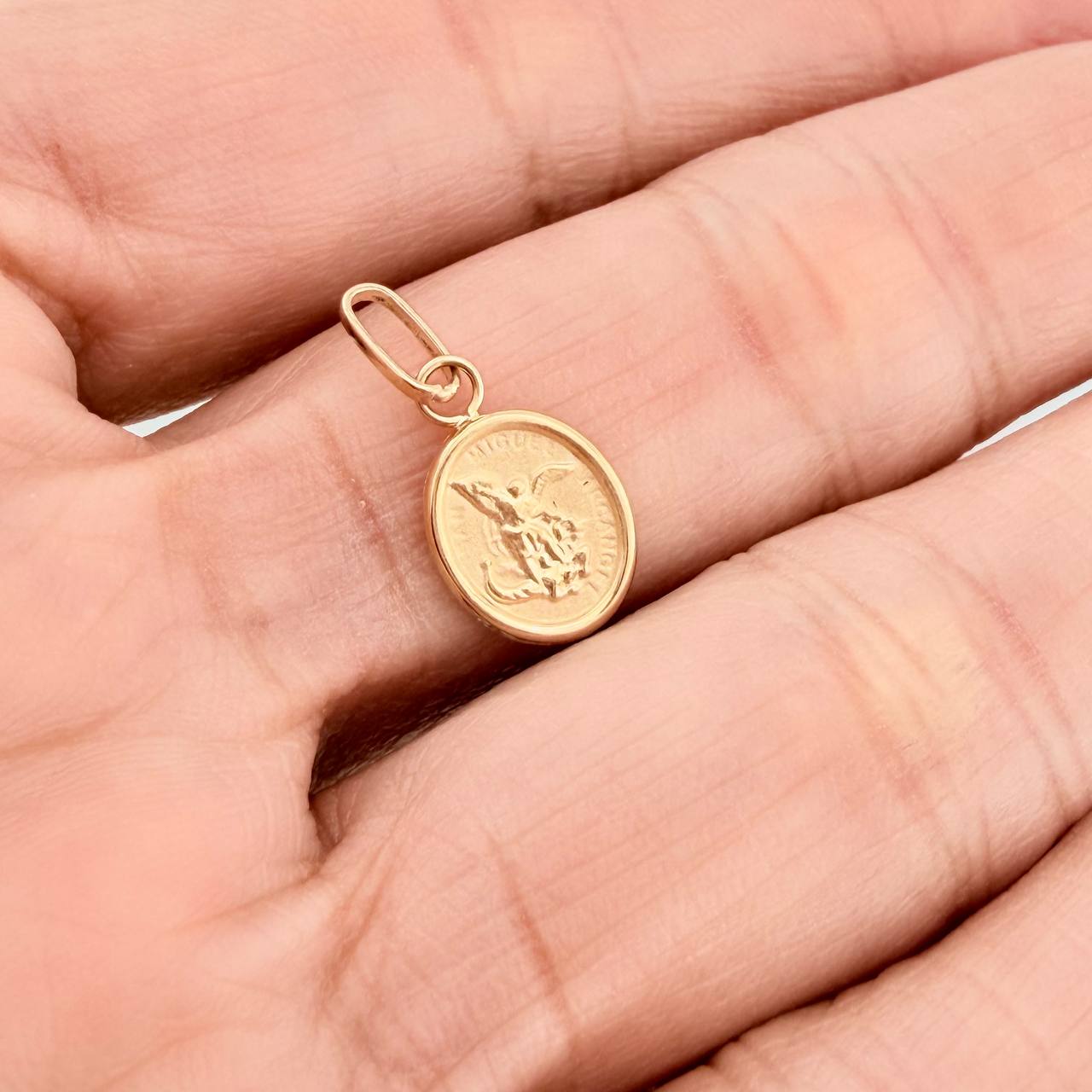 Pendant Saint Michael Archangel 0.55gr / 3/4 in / Yellow Gold 18K &