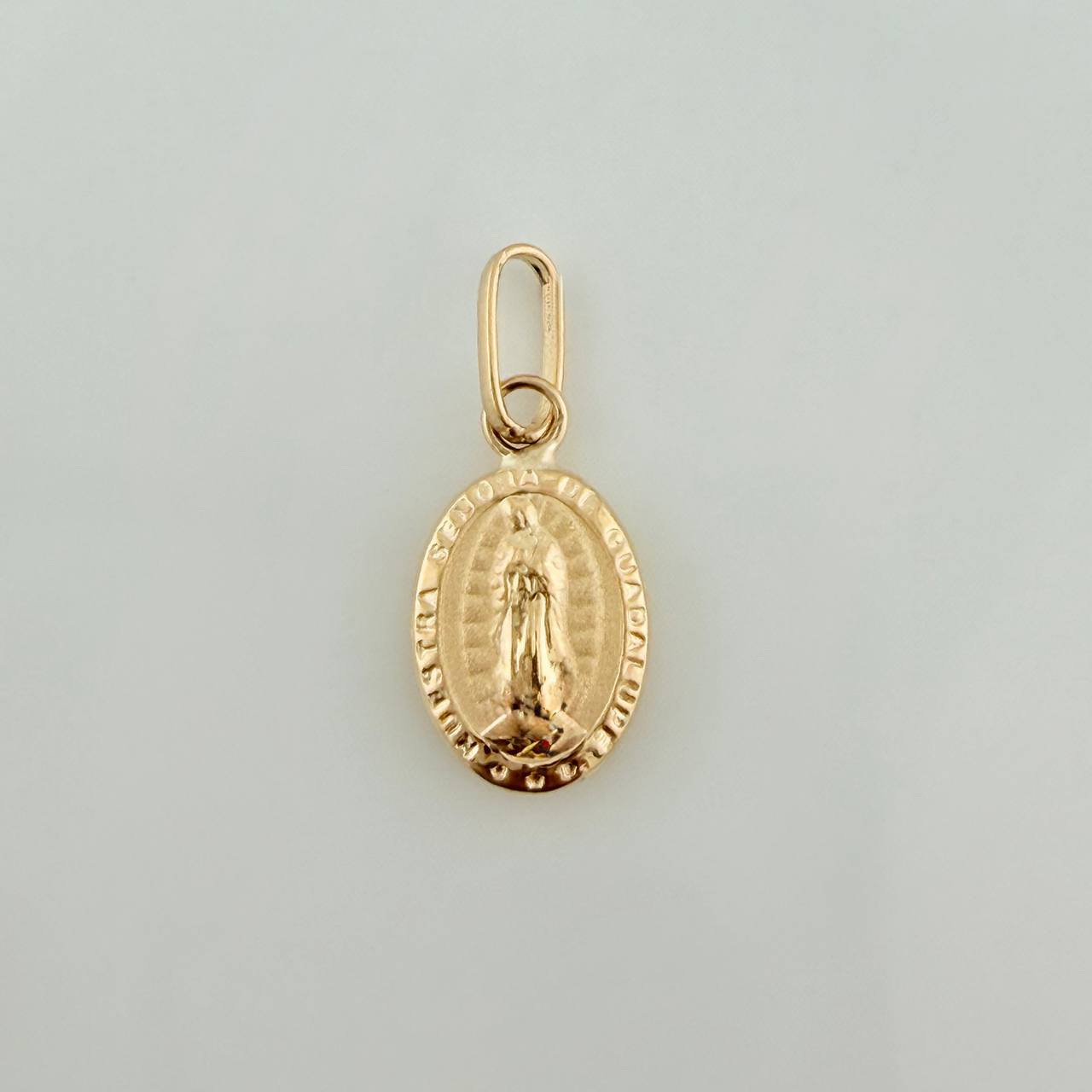 Dije Virgen Guadalupe 0.5gr / 3/4 in / Oro Amarillo 18K &