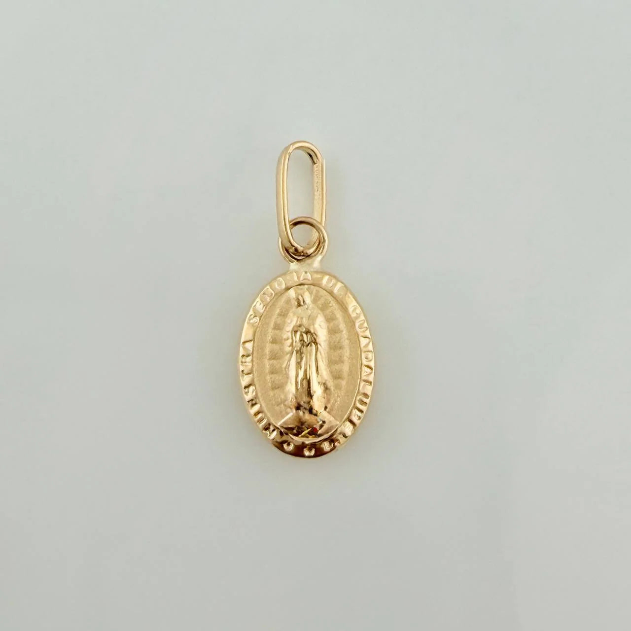 Pendant Virgin of Guadalupe 0.65g / 3/4 in Yellow Gold 18K