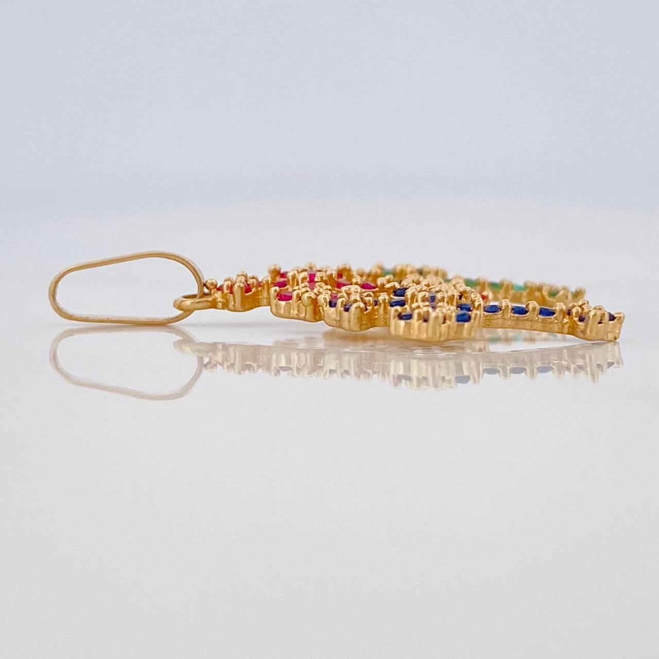 Dije Tres Cruces 1.65gr / 1 1/2 in / Oro Amarillo 18K $