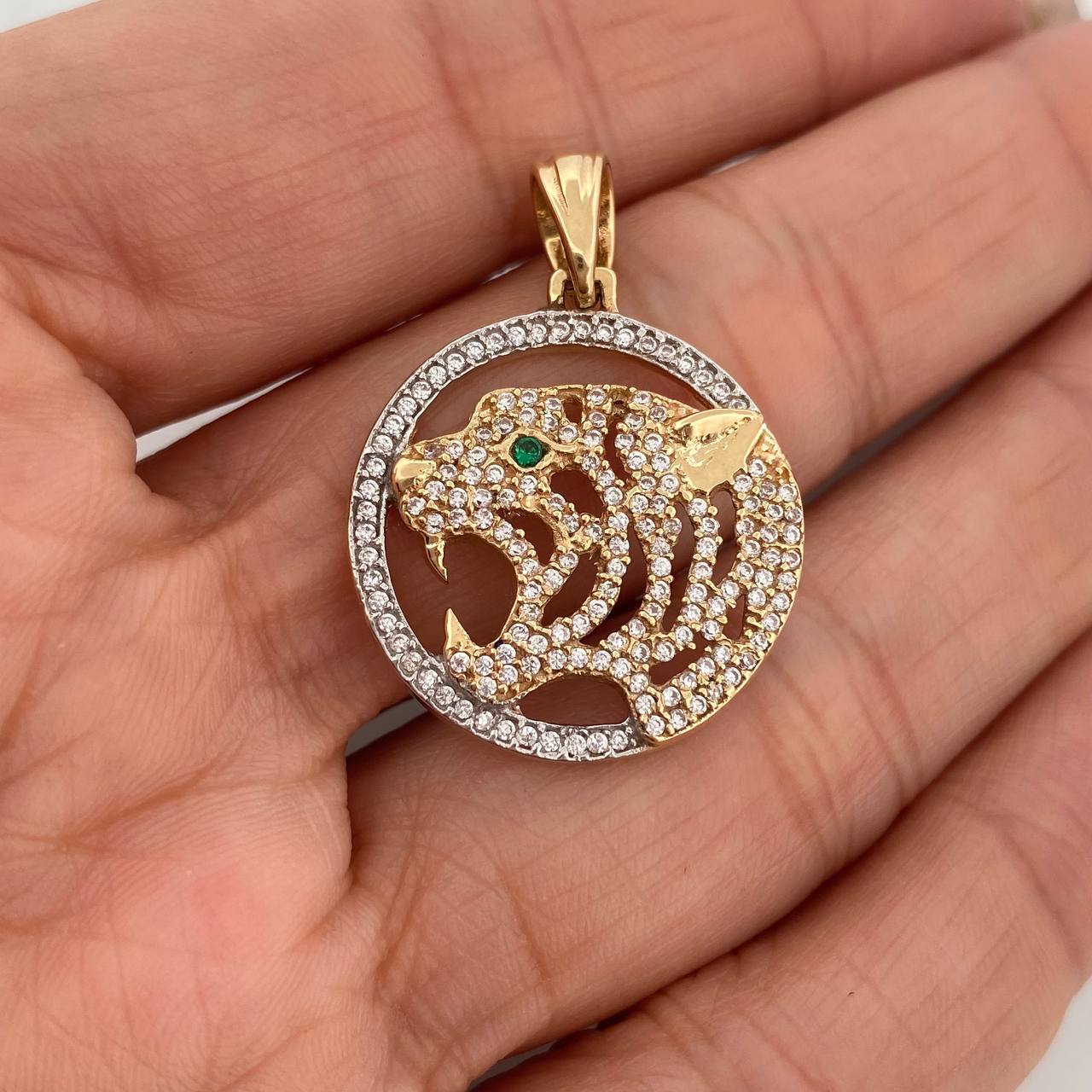 Dije Tigre Placa Circular 5.1gr / 1 1/4 in / Dos Oros Amarillo Blanco 18K $