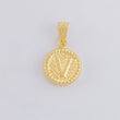 Dije Letra V Marco Bordeado 0.6g / 3/4 in Oro Amarillo 18K
