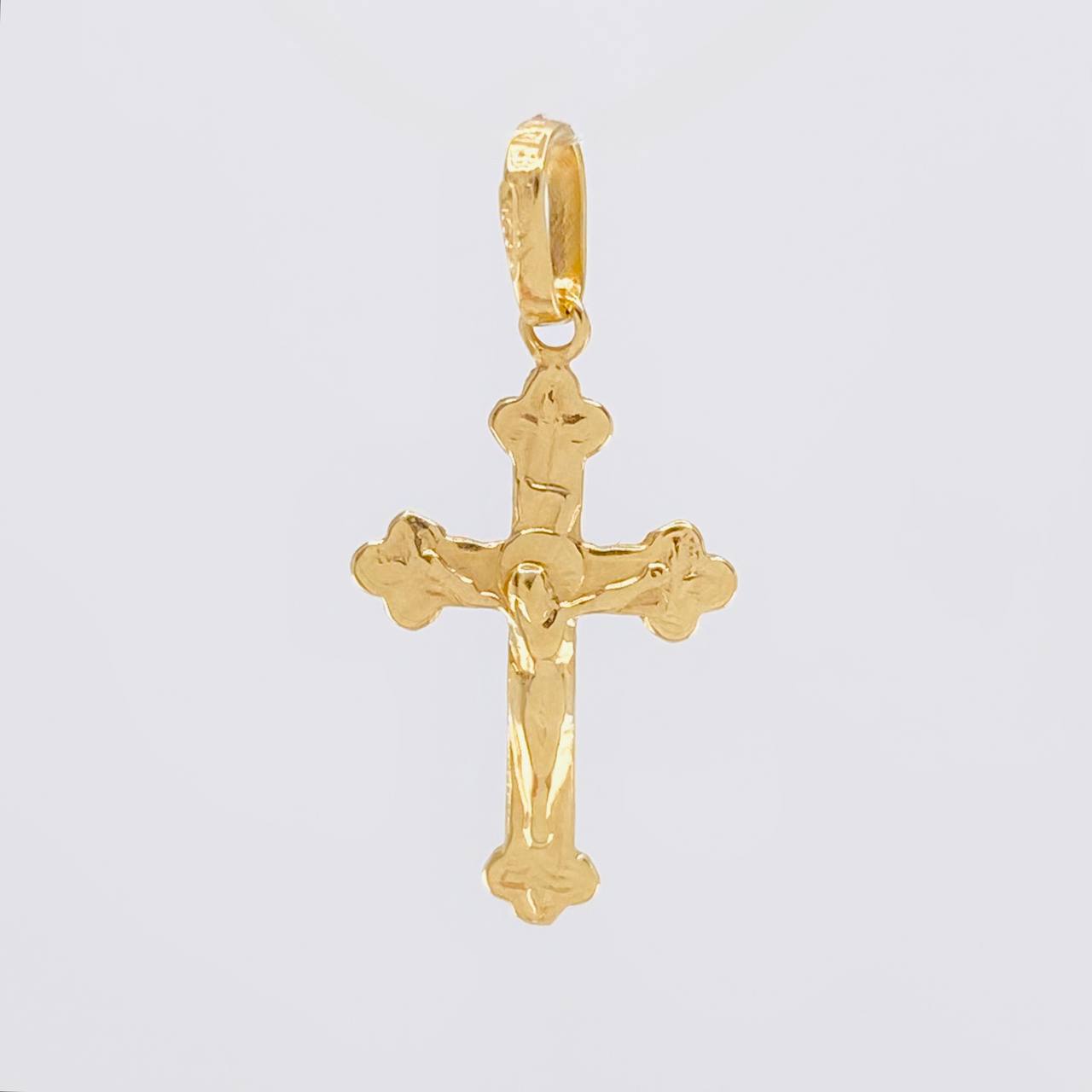 Dije Cruz Cristo 0.6g / 1/2 in Oro Amarillo 18K