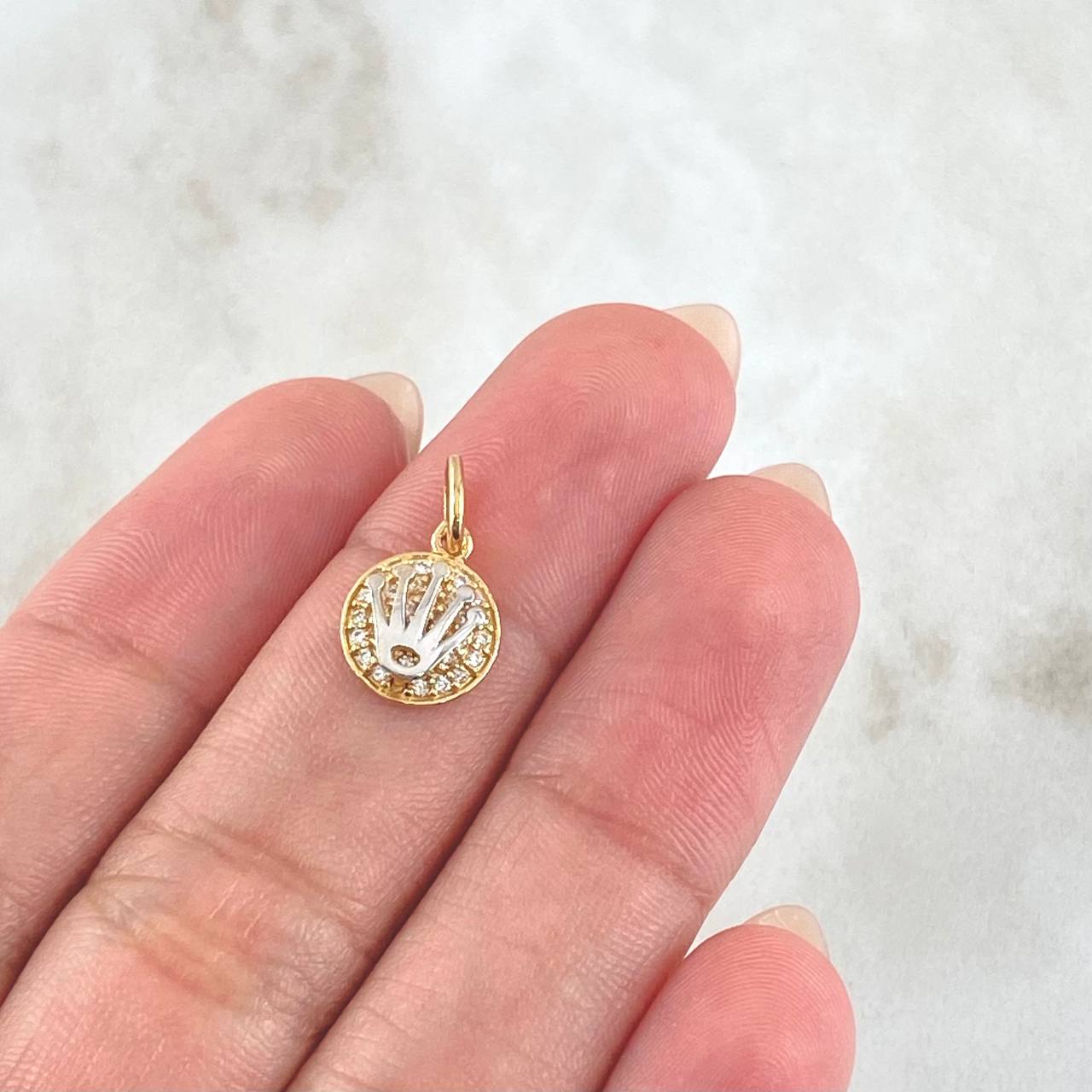 Set Circulo Tupido Corona - Topos 0.9cm - Dije 1.5cm 3.55gr Circones Blancos Oro 18K ©