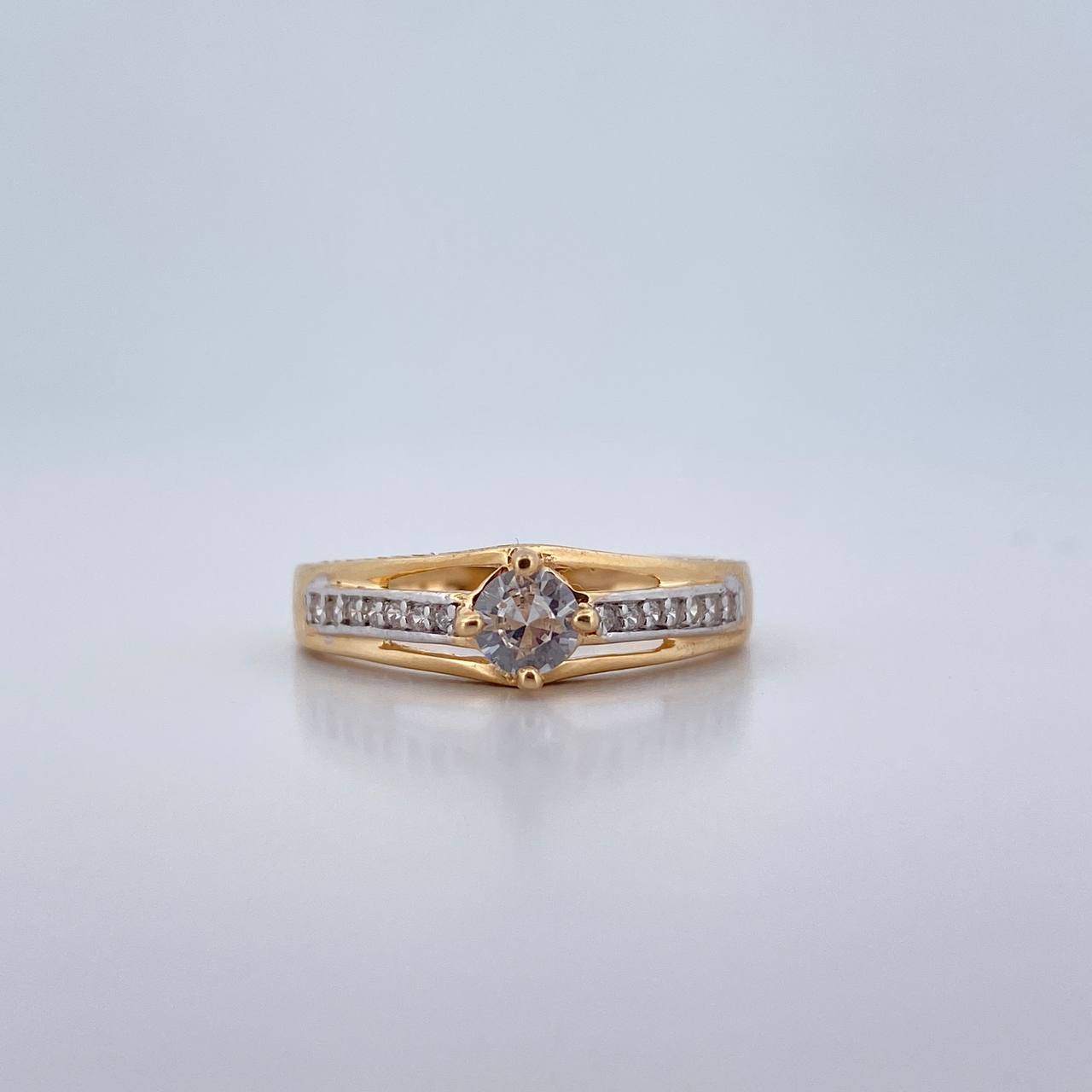 Ring Solitaire Churumbela lines 2.1gr / Size 6 1/2 / White Zircons Two-tone White Yellow 18K $
