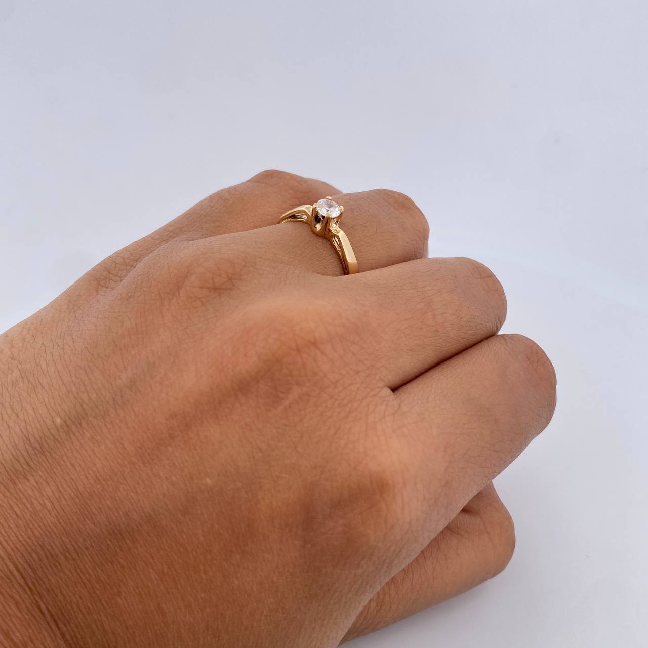 Anillo Solitario 1.9gr / T7 / Circon Blanco Oro Amarillo 18K $